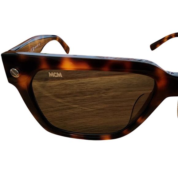 MCM Rectangle Sunglasses, Havana (Tortoise-shell), NIB - Picture 2 of 9